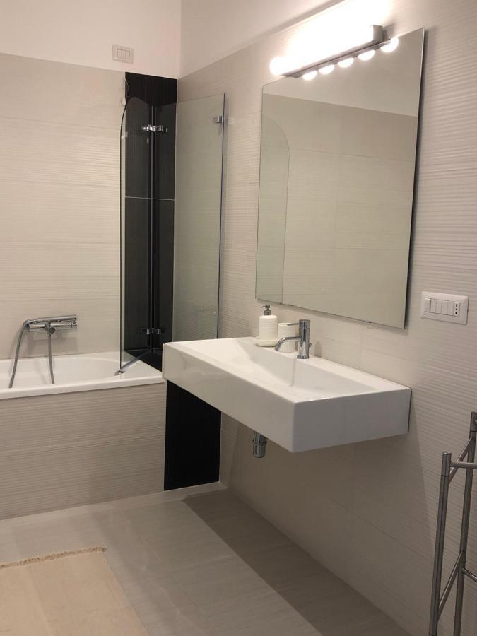 Sunrise Apartments Термолі Екстер'єр фото