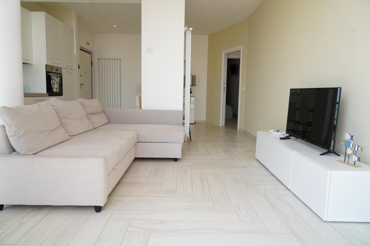 Sunrise Apartments Термолі Екстер'єр фото